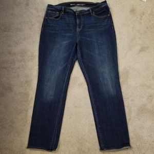 Old Navy Straight Curvy Jeans